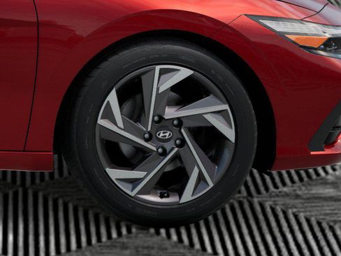 New 2026 Hyundai Elantra Limited image 8