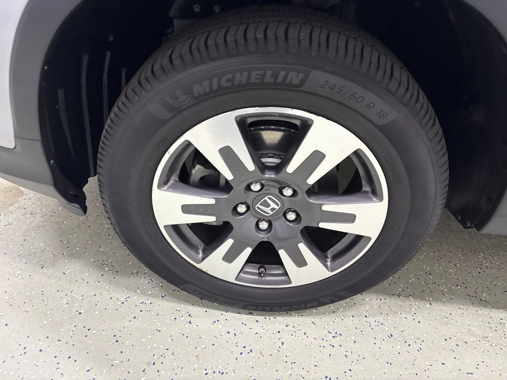 Used 2017 Honda Ridgeline RTL-T image 11