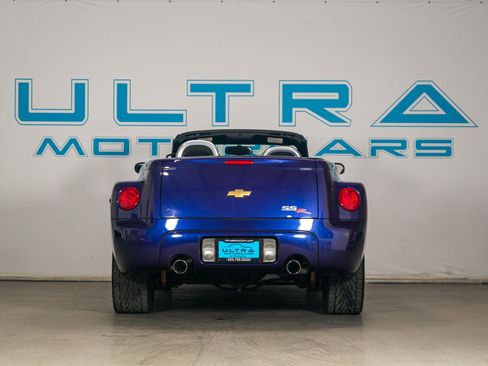 Used 2004 Chevrolet SSR w/ Preferred Equipment Group image 17