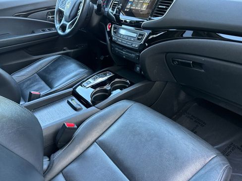 Used 2019 Honda Pilot Touring image 33