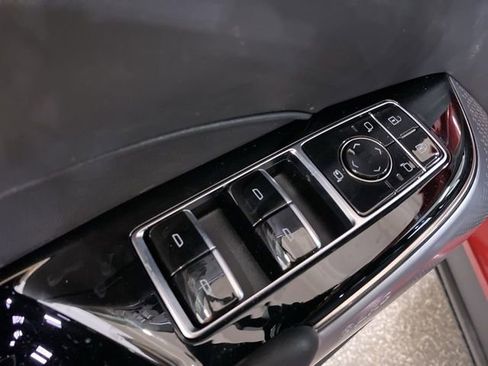 New 2025 Cadillac Lyriq Sport AWD/4WD image 18