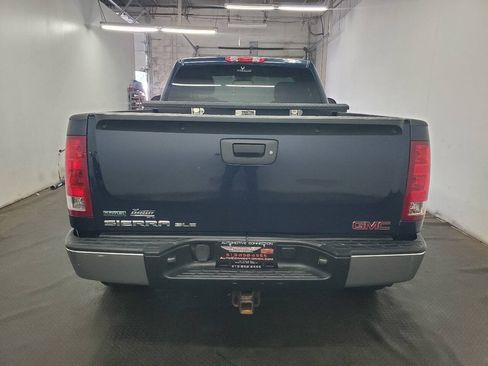 Used 2011 GMC Sierra 1500 SLE w/ SLE Preferred Package AWD/4WD image 7