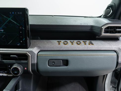 Used 2025 Toyota 4Runner Trailhunter image 66