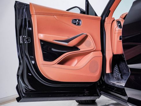 Used 2023 Aston Martin DBX 707 image 30