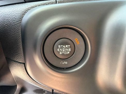 Used 2019 Jeep Wrangler Unlimited Sport S AWD/4WD image 20