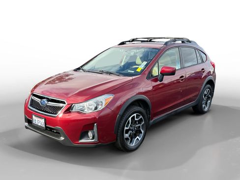 Used 2017 Subaru Crosstrek 2.0i Premium image 1