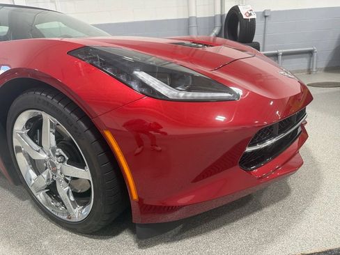 Used 2015 Chevrolet Corvette Stingray Convertible w/ 2LT Preferred Equipment Group RWD image 14