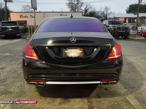 Used 2015 Mercedes-Benz S 63 AMG 4MATIC Sedan w/ Driver Assistance Package image 6
