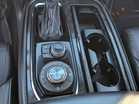 Used 2021 INFINITI QX80 Luxe image 22