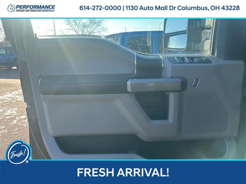 Used 2015 Ford F150 XLT image 12