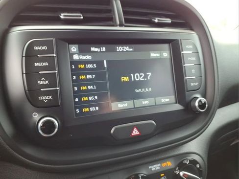 Used 2020 Kia Soul S FWD image 22