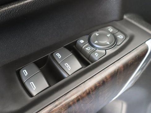 Used 2020 GMC Sierra 3500 Denali w/ Denali Ultimate Package image 24