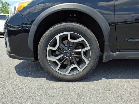 Used 2017 Subaru Crosstrek 2.0i Limited AWD/4WD image 9