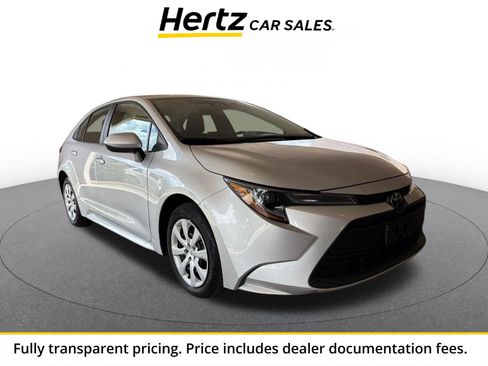 Used 2025 Toyota Corolla LE FWD image 1
