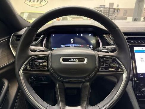Used 2023 Jeep Grand Cherokee L Overland AWD/4WD image 24