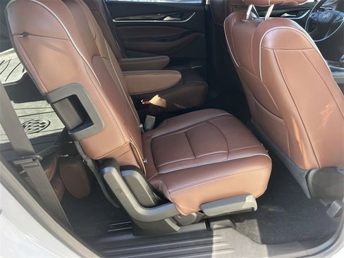 Used 2019 Buick Enclave Avenir w/ Avenir Technology Package image 13