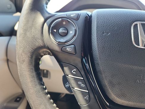 Used 2018 Honda Ridgeline RTL-E image 12