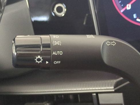 Used 2025 Hyundai Santa Fe Calligraphy FWD image 33