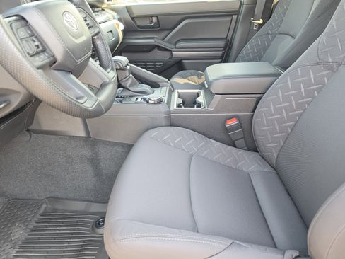 New 2026 Toyota Tacoma SR5 AWD/4WD image 9