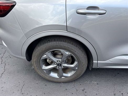 Used 2024 Ford Escape ST-Line image 5
