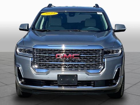 Used 2023 GMC Acadia Denali w/ Denali Ultimate Package AWD/4WD image 4