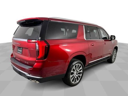 New 2026 GMC Yukon XL Denali w/ Denali Reserve Package AWD/4WD image 9