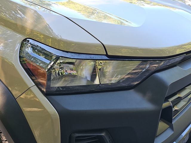 Used 2023 Chevrolet Colorado Trail Boss AWD/4WD image 27