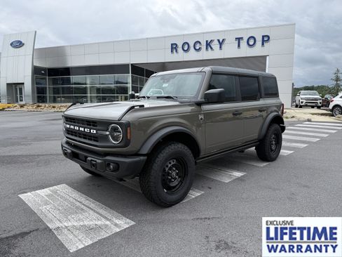 New 2026 Ford Bronco Big Bend w/ Black Diamond Package AWD/4WD image 1