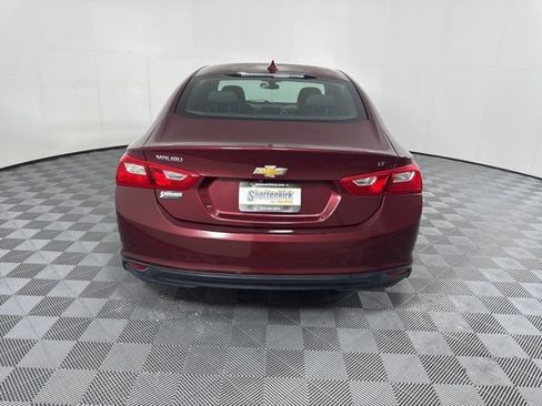 Used 2016 Chevrolet Malibu LT image 4