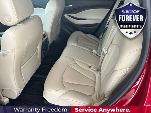 Used 2019 Buick Envision Essence FWD image 29