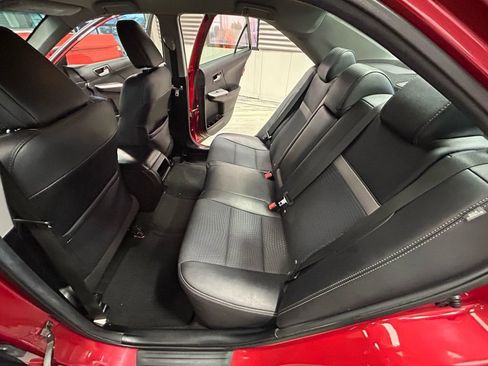 Used 2014 Toyota Camry SE image 44