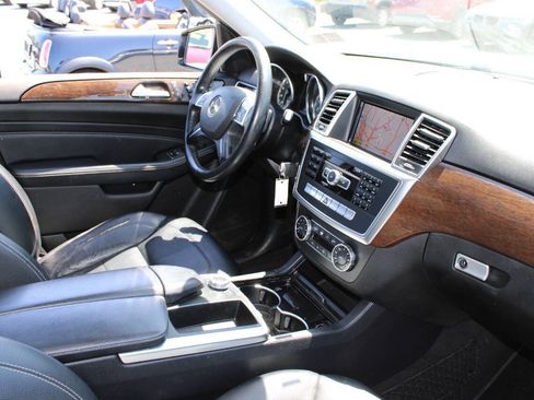Used 2012 Mercedes-Benz ML 350 4MATIC image 12