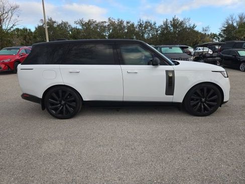 Used 2023 Land Rover Range Rover SV image 5