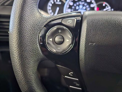 Used 2016 Honda Accord LX image 20