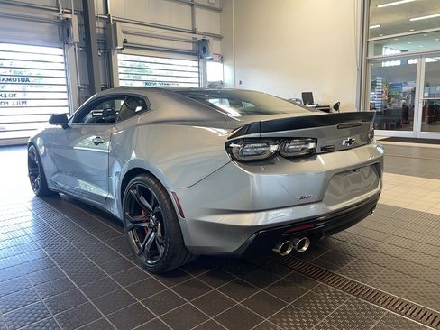 Used 2023 Chevrolet Camaro SS RWD image 16
