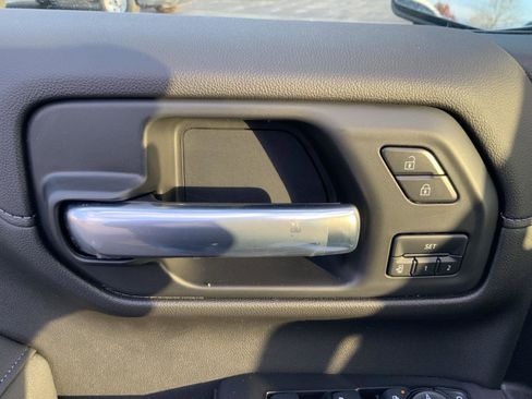 Used 2021 GMC Sierra 1500 SLT w/ SLT Premium Package image 25