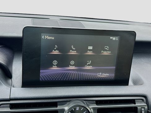 Used 2023 Lexus IS 350 F Sport image 9