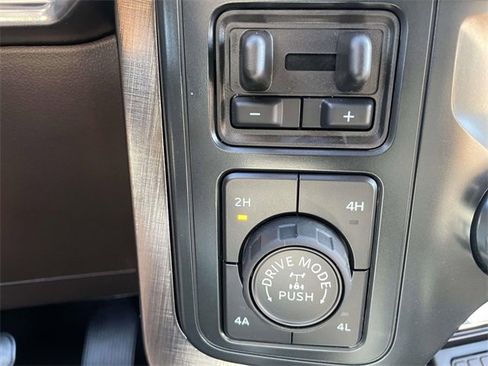 New 2025 Ford F150 King Ranch w/ FX4 Off-Road Package image 23