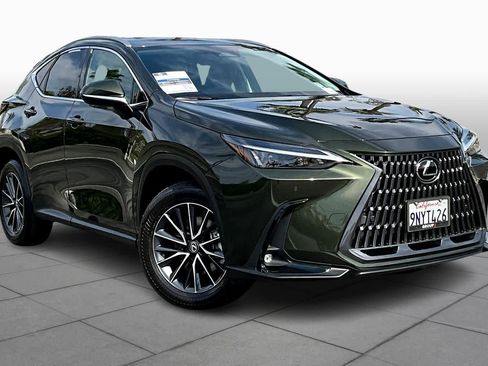 Used 2025 Lexus NX 250 FWD w/ Premium Package image 2