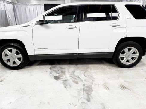 Used 2015 GMC Terrain SLE AWD/4WD image 2
