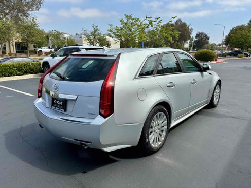 Used 2011 Cadillac CTS Performance RWD image 8