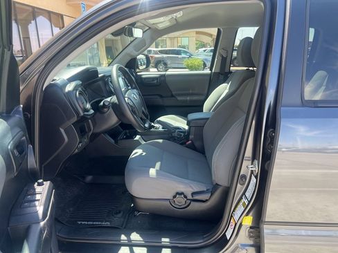 Used 2019 Toyota Tacoma SR w/ SR Convenience Package AWD/4WD image 3