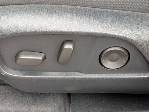 Used 2026 Chevrolet Equinox RS w/ Convenience Package III AWD/4WD image 12