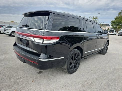 Used 2023 Lincoln Navigator L Reserve image 3