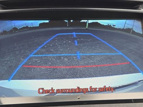Used 2014 Toyota Venza LE w/ LE Convenience Package FWD image 8
