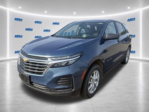 Used 2024 Chevrolet Equinox LS w/ LS Convenience Package AWD/4WD image 3
