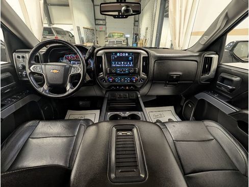 Used 2016 Chevrolet Silverado 1500 LTZ Z71 w/ LTZ Plus Package AWD/4WD image 9