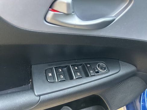 Certified 2024 Kia Forte LXS w/ LXS Technology Package image 9