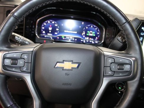 Used 2025 Chevrolet Silverado 1500 LT AWD/4WD image 29