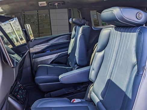 New 2025 Cadillac Escalade IQ Sport 2 image 17